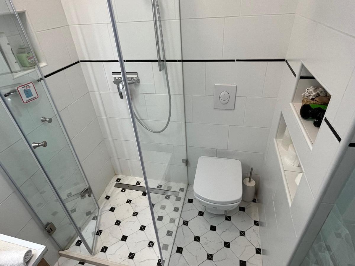 Apartment Flat In The Center Of Budapest
