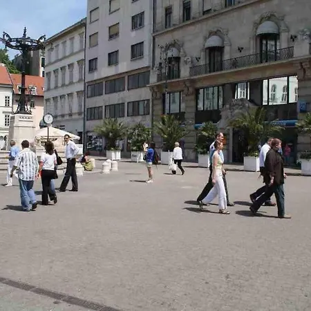 Studio Flat In The Center Of Budapest Exterior photo